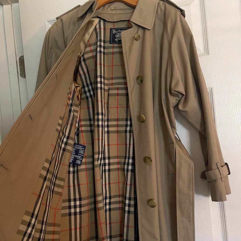 Burberry trench coat, size 8